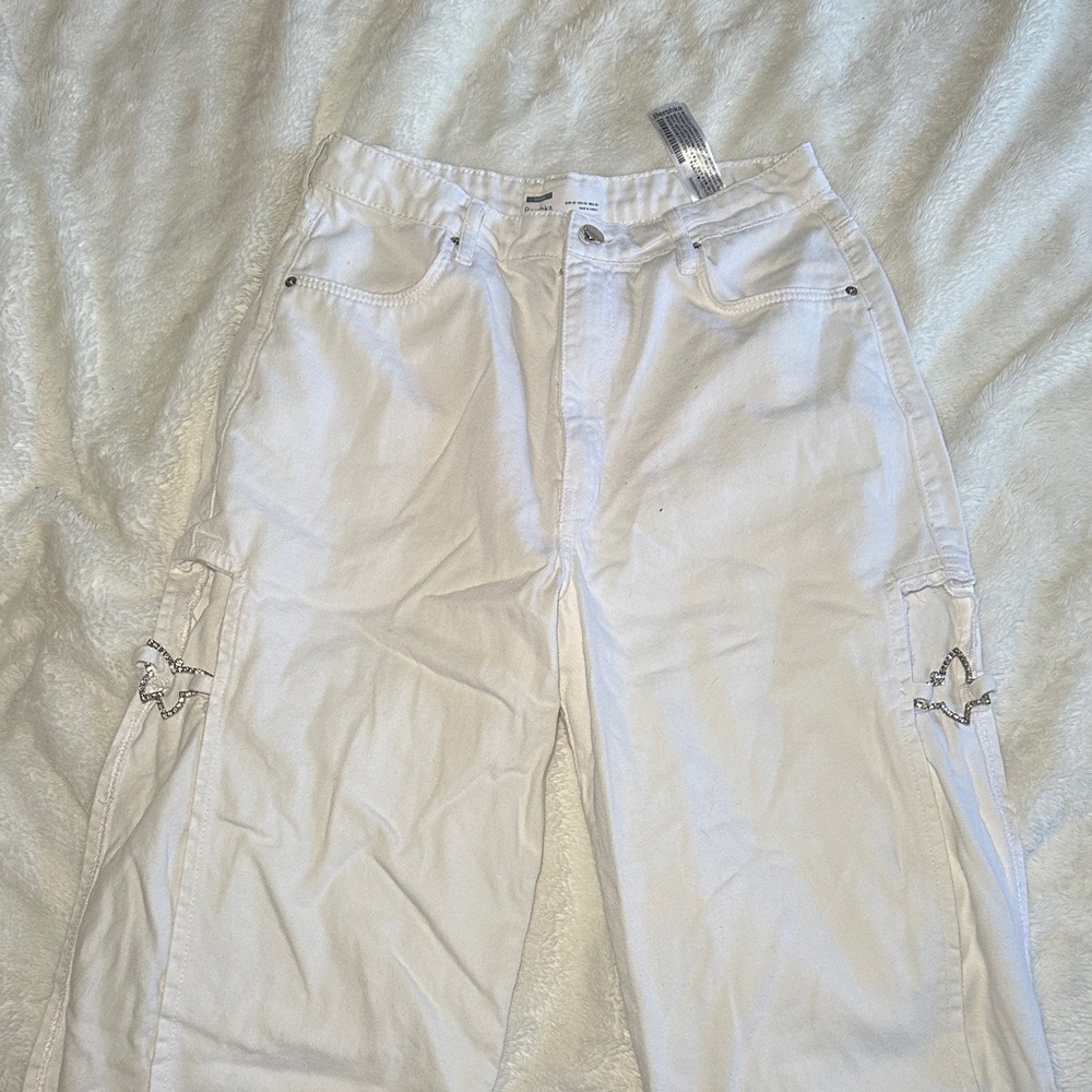 Berska White Cargo/ Jean Pants with Butterfly Detail cutout